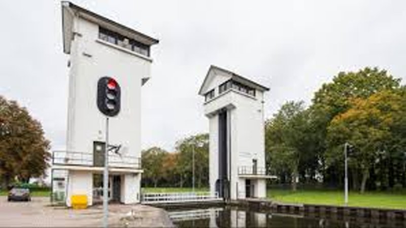 Groot onderhoud sluizen Twentekanaal - Nieuwe Boekelosebrug