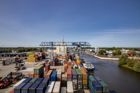 Combi Terminal Twente: "Weinig mensen weten dat er zo’n grote containerterminal in Hengelo zit"